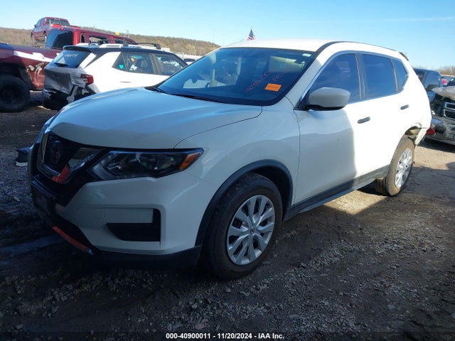 Nissan ROGUE S 2018 KNMAT2MT8JP555654 Image 2