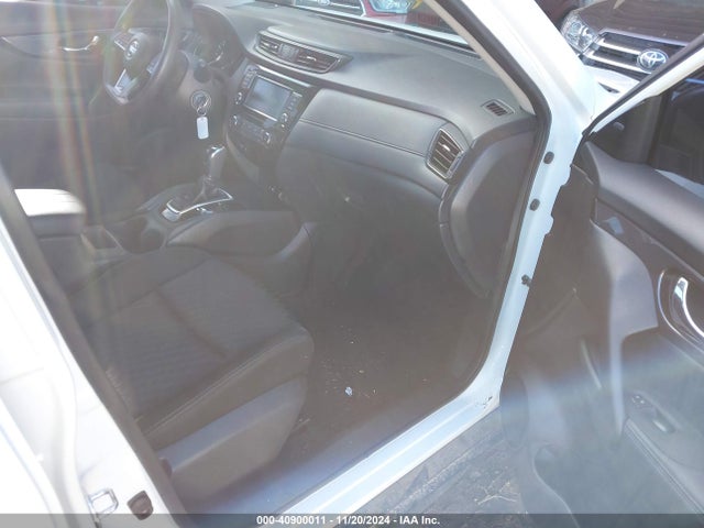 Nissan ROGUE S 2018 KNMAT2MT8JP555654 Image 5