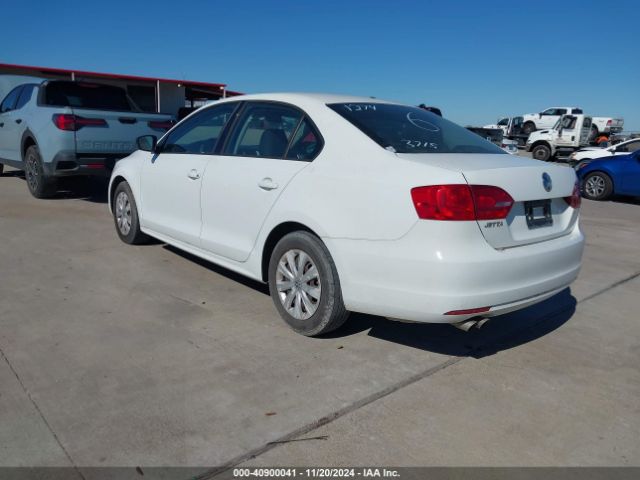3VW2K7AJXEM333715 Volkswagen Jetta 2.0l S
