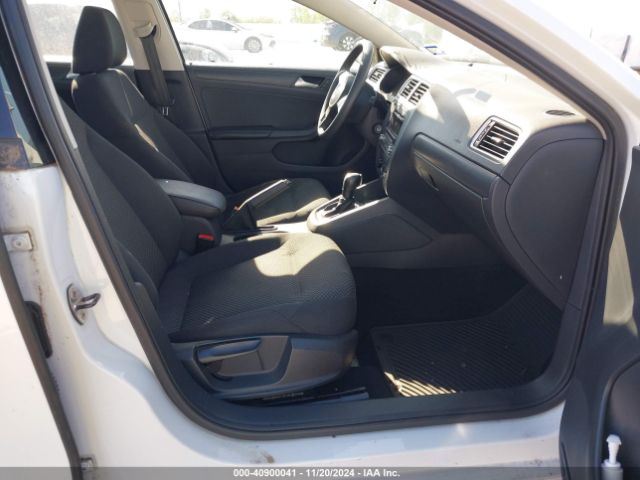 3VW2K7AJXEM333715 Volkswagen Jetta 2.0l S