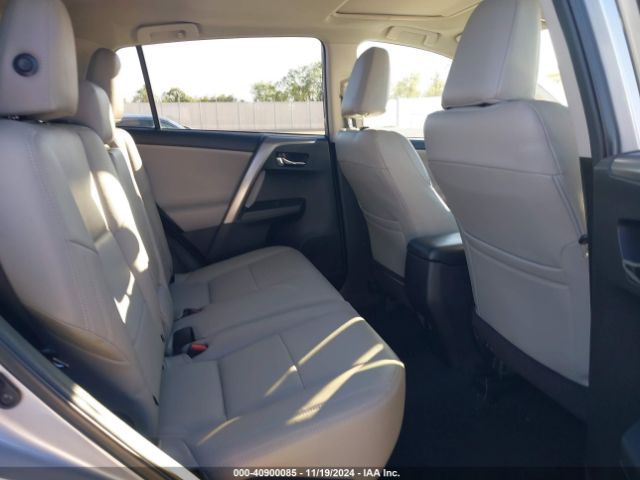 2T3WFREV1JW425497 Toyota Rav4 Adventure/xle