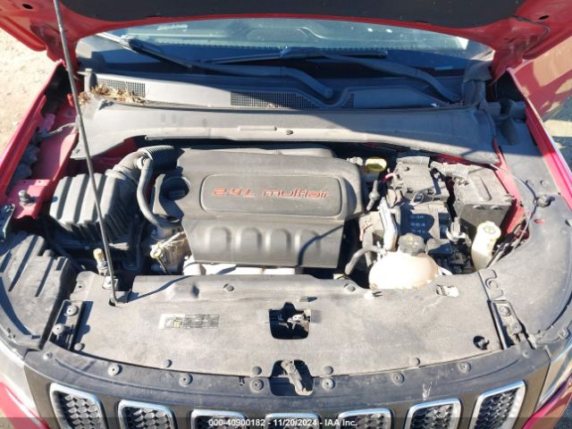 3C4NJCBB2JT248242 Jeep Compass Latitude Fwd