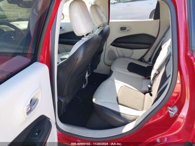 3C4NJCBB2JT248242 Jeep Compass Latitude Fwd