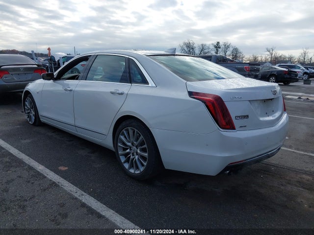 2018 CADILLAC CT6 1G6KE5R67JU107817 Photo 2