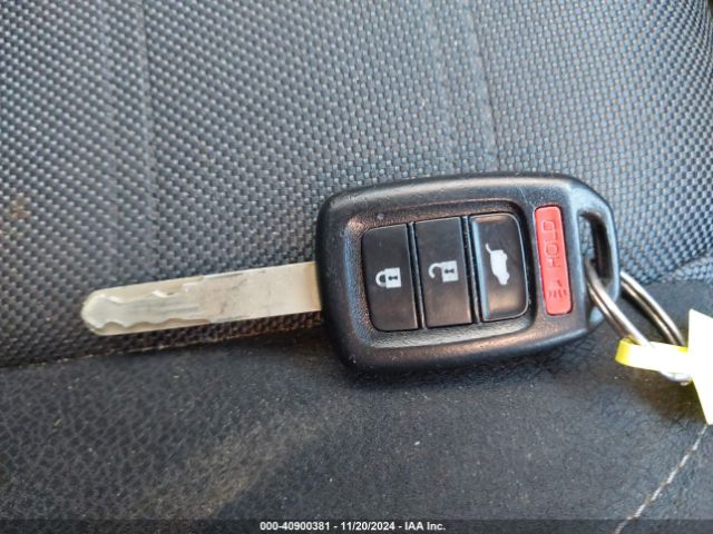 2HKRW5H37JH414172 Honda CR-V LX
