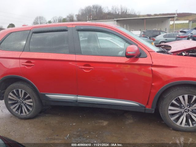 JA4AZ3A37KZ016158 Mitsubishi Outlander Se