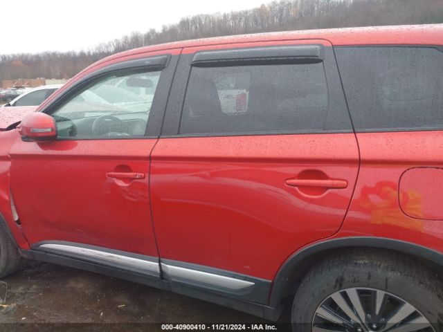 JA4AZ3A37KZ016158 Mitsubishi Outlander Se