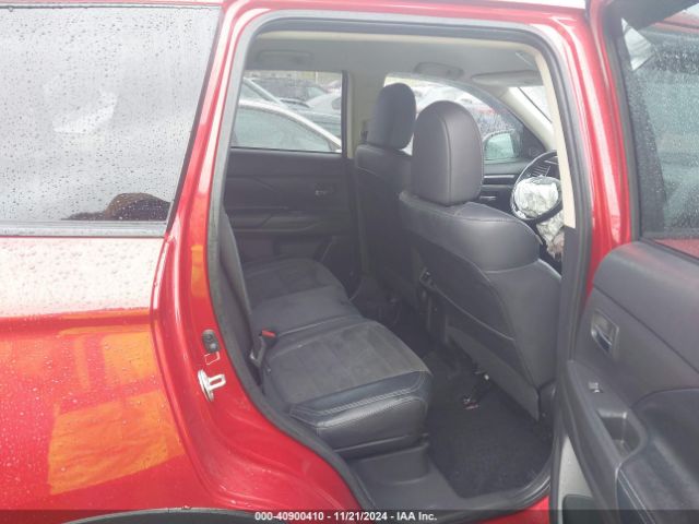 JA4AZ3A37KZ016158 Mitsubishi Outlander Se