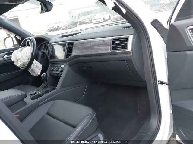 1V24C2CA1LC207412 Volkswagen Atlas Cross Sport 2.0t Se