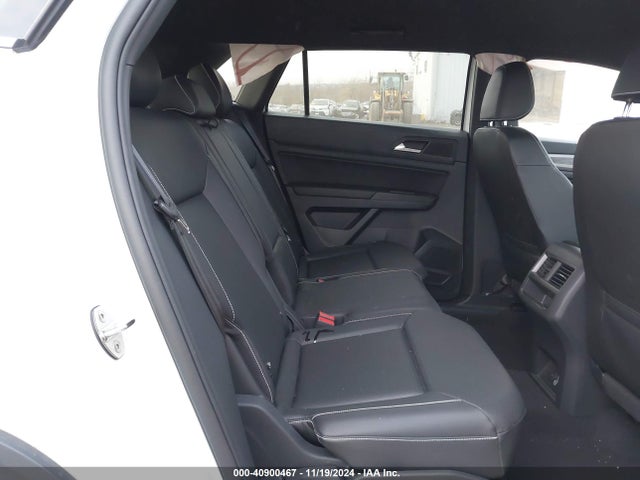 1V24C2CA1LC207412 Volkswagen Atlas Cross Sport 2.0t Se