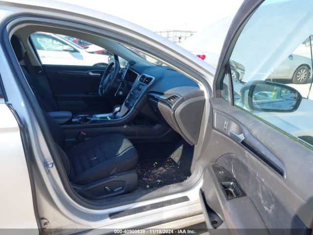 3FA6P0HD4GR362300 Ford FUSION SE