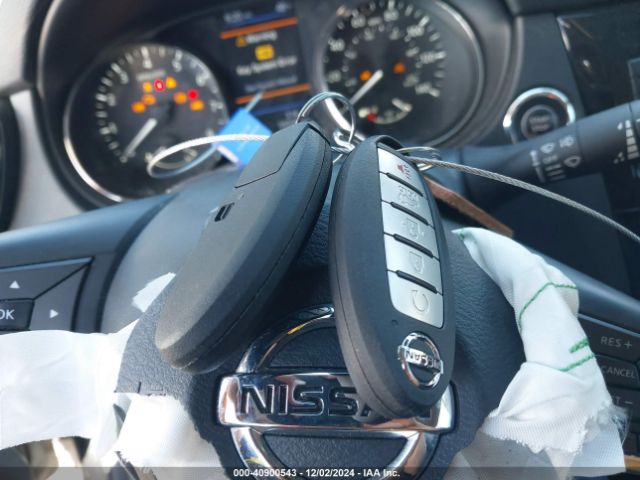 JN8AT2MT2KW263865 Nissan ROGUE SV