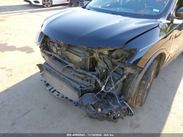 JN8AT2MT2KW263865 Nissan ROGUE SV