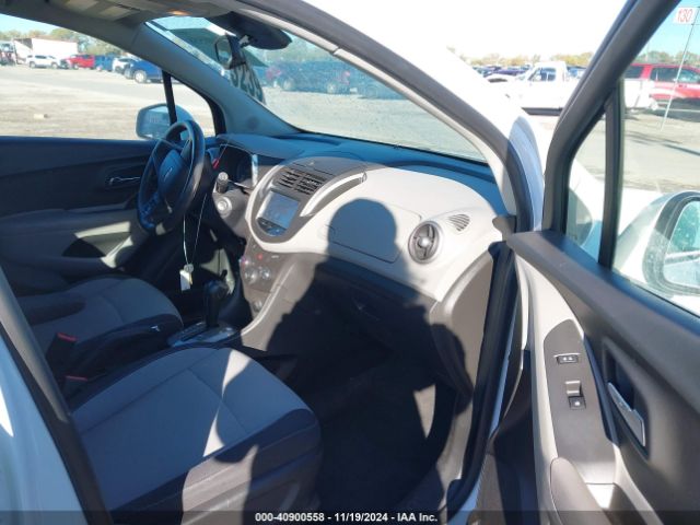 KL7CJKSB7GB685811 Chevrolet Trax 1ls