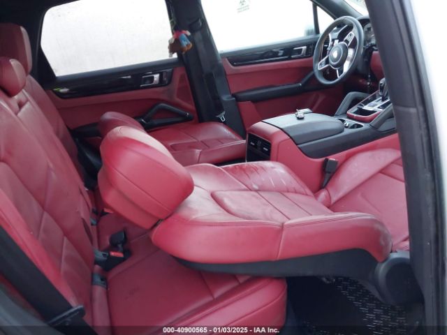 2021 PORSCHE CAYENNE WP1AA2AY9MDA04806 Photo 7