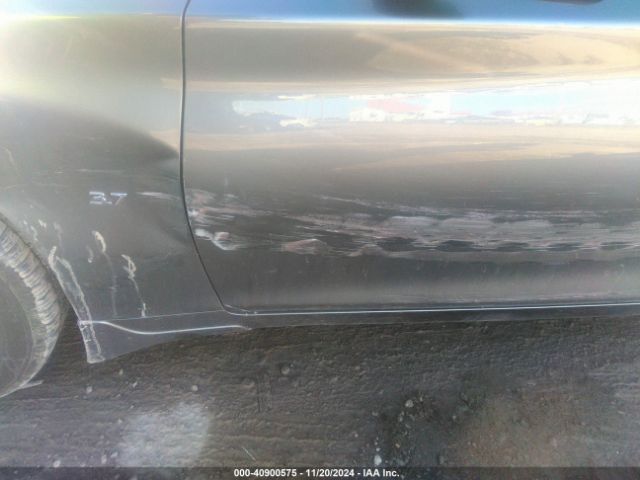 JN1BV7AR9FM423535 Infiniti Q50