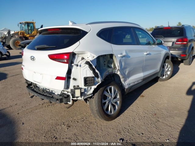 KM8J33A44MU317093 Hyundai Tucson Value