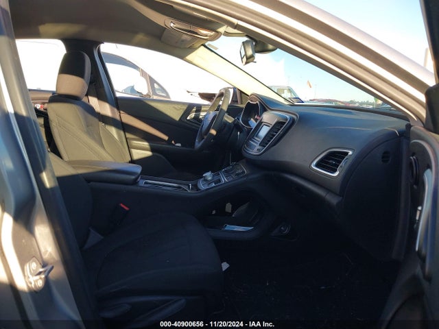 Chrysler 200 Limited 2016 1C3CCCAB0GN155672 Image 5