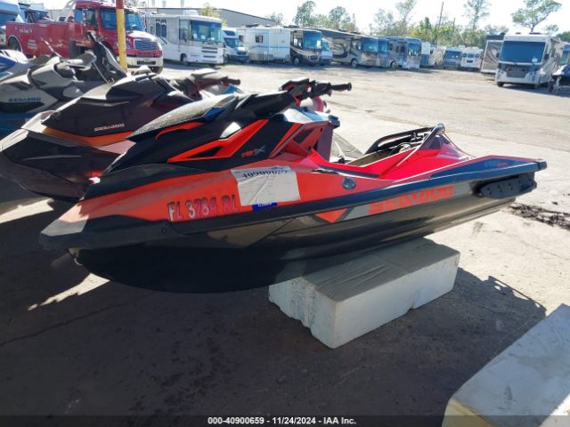 2017 SEADOO SEADOO YDV23103C717      Photo 1