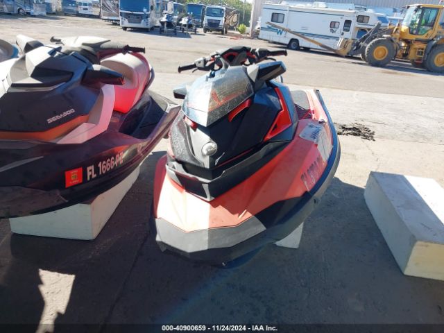 2017 SEADOO SEADOO YDV23103C717      Photo 5