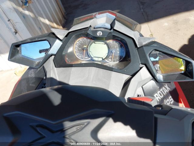 2017 SEADOO SEADOO YDV23103C717      Photo 6