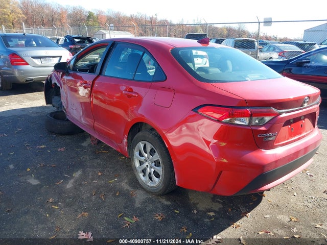Toyota COROLLA LE 2021 5YFEPMAE7MP181161 Image 3