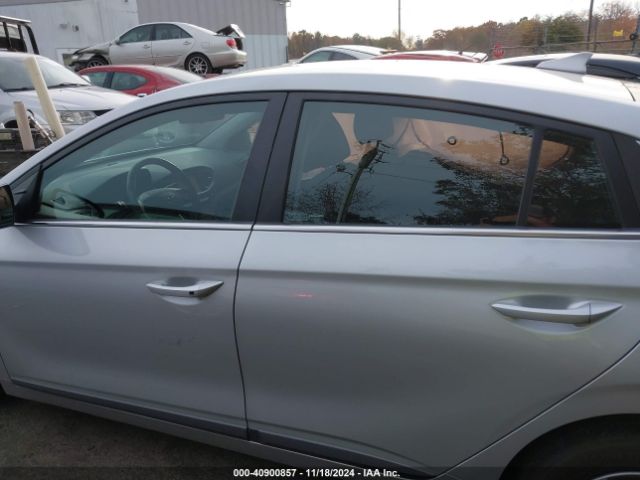 KMHC75LC7JU060066 Hyundai Ioniq Hybrid Sel