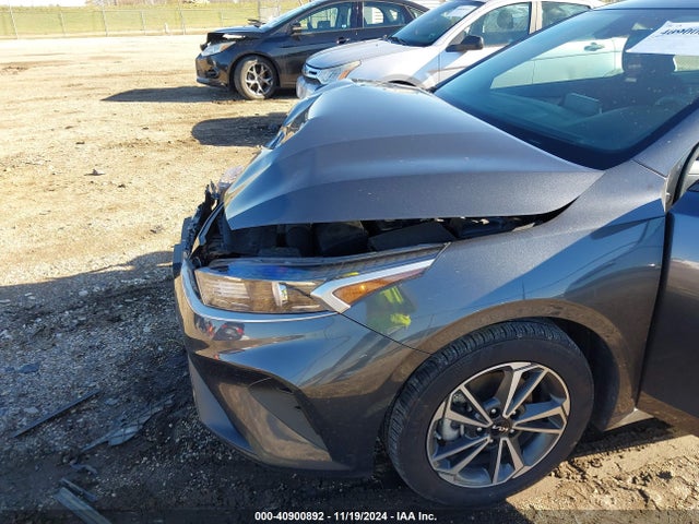 KIA Forte Lxs 2023 3KPF24AD9PE609019 Image 18