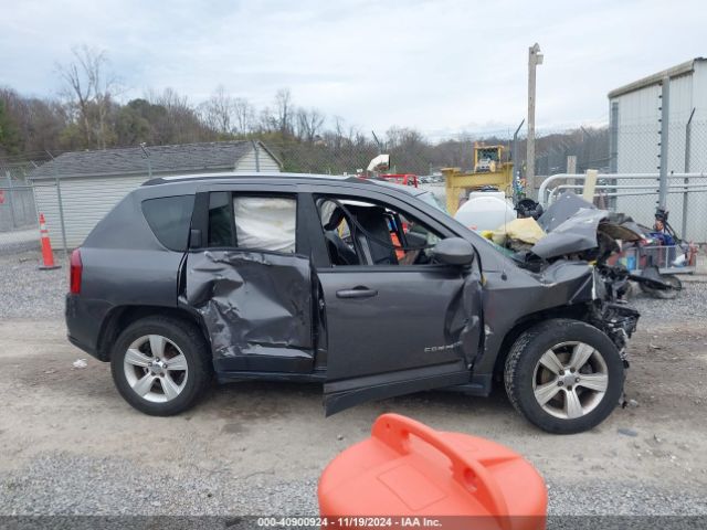 1C4NJDEB5GD757788 Jeep Compass Latitude
