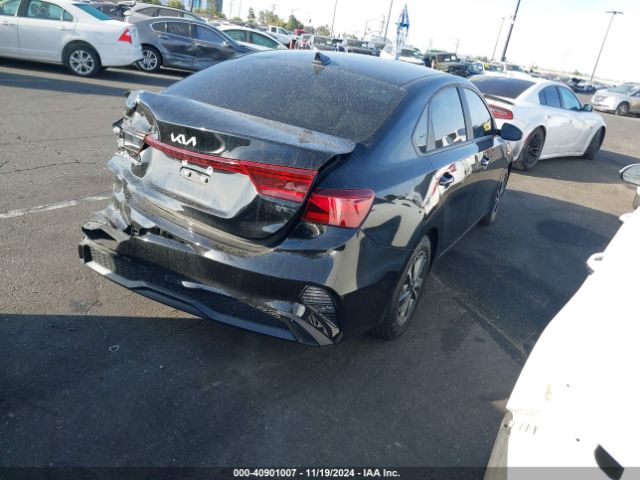 3KPF24AD3PE567544 KIA Forte Lxs