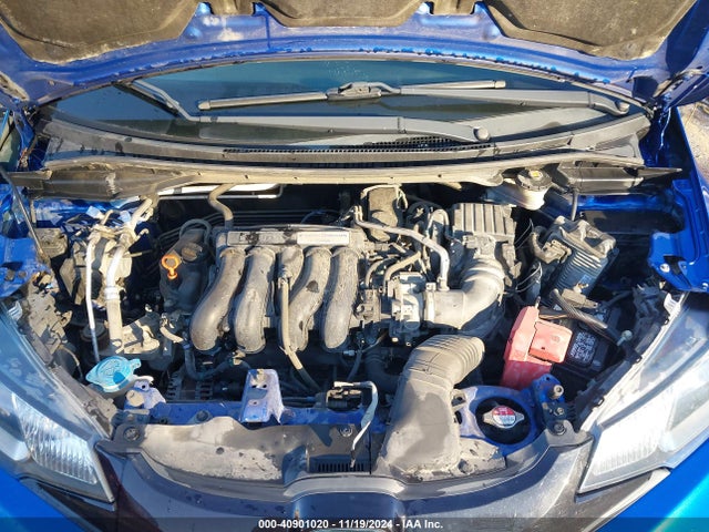 Honda FIT LX 2015 3HGGK5H56FM758437 Image 10