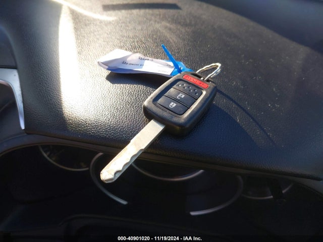 Honda FIT LX 2015 3HGGK5H56FM758437 Image 11