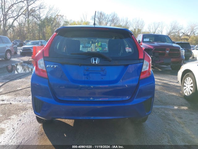 Honda FIT LX 2015 3HGGK5H56FM758437 Image 17