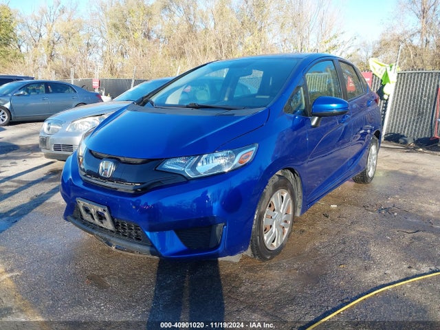 Honda FIT LX 2015 3HGGK5H56FM758437 Image 2