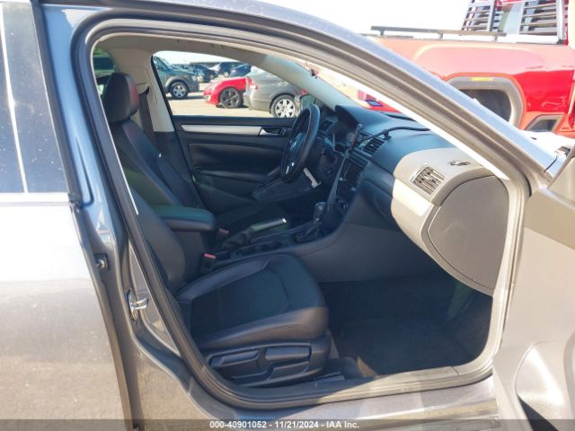 1VWAS7A38FC090924 Volkswagen Passat 1.8t Limited Edition
