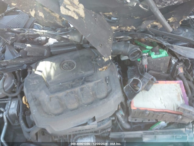 3VV1B7AX9JM021643 Volkswagen Tiguan 2.0t S