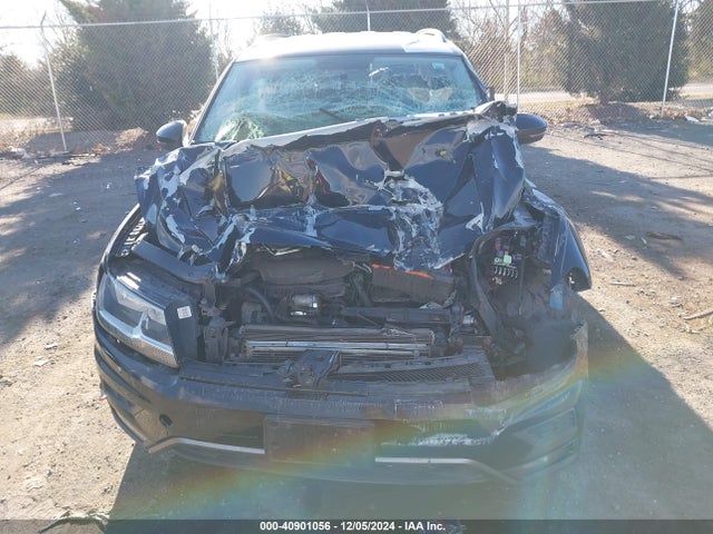 3VV1B7AX9JM021643 Volkswagen Tiguan 2.0t S