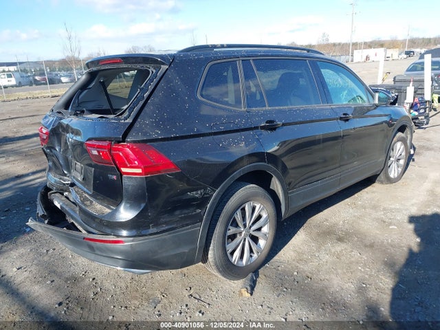 3VV1B7AX9JM021643 Volkswagen Tiguan 2.0t S
