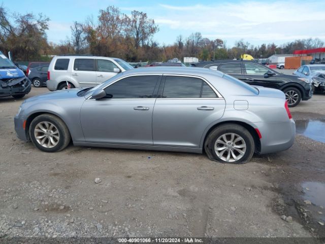 2C3CCAAG5GH182360 Chrysler 300 Limited