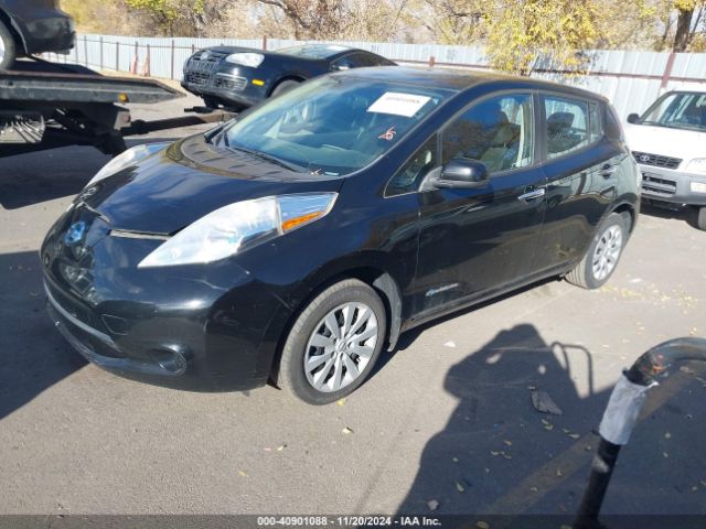 1N4AZ0CP6EC332510 Nissan LEAF S