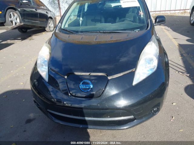 1N4AZ0CP6EC332510 Nissan LEAF S