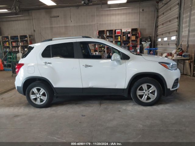 3GNCJPSB0LL281927 Chevrolet Trax Awd Lt