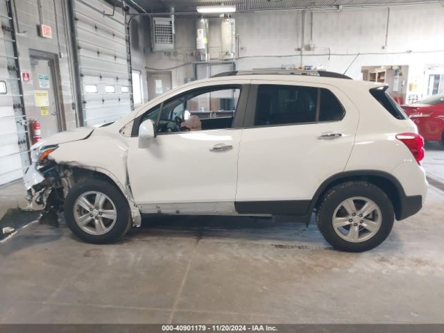 3GNCJPSB0LL281927 Chevrolet Trax Awd Lt