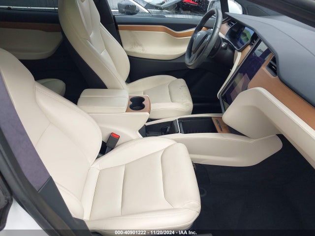 2020 TESLA MODEL X 5YJXCDE22LF301401 Photo 4