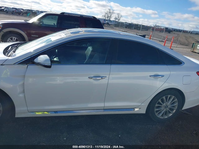 Hyundai Sonata Limited 2015 5NPE34AF6FH067091 Image 15