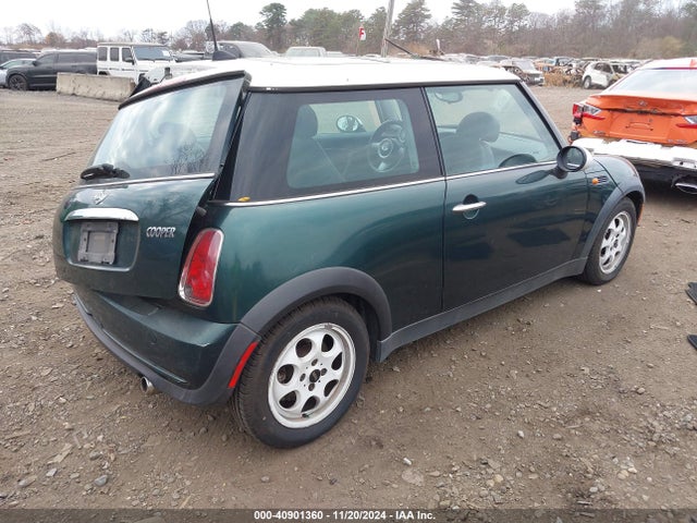 2005 MINI COOPER WMWRC33435TJ63498 Photo 3