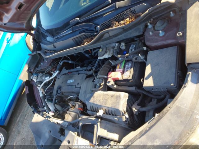 2HKRW5H37JH409800 Honda CR-V LX