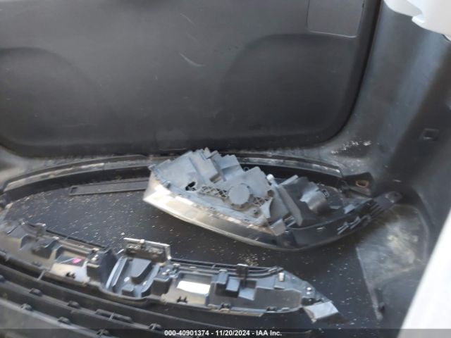 2HKRW5H37JH409800 Honda CR-V LX
