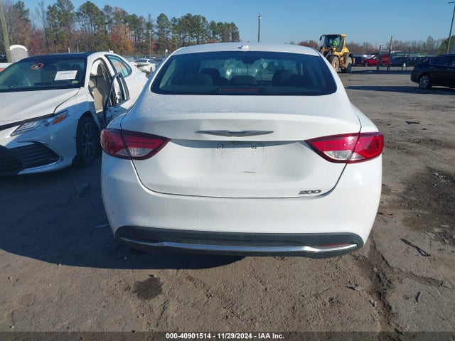 Chrysler 200 Limited 2015 1C3CCCAB4FN534219 Image 16