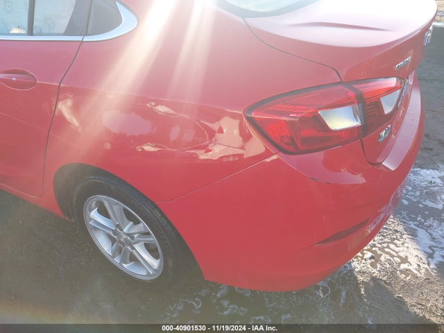 Chevrolet Cruze Lt Auto 2018 1G1BE5SM5J7137654 Image 19